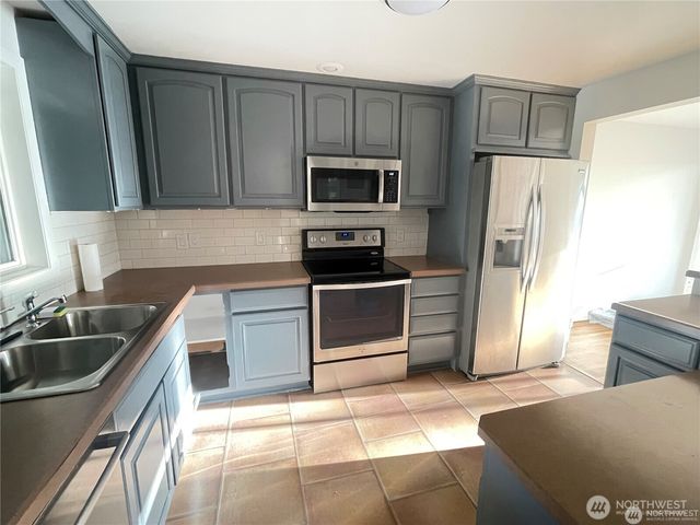 547 157th Avenue SE, Bellevue, WA 98008