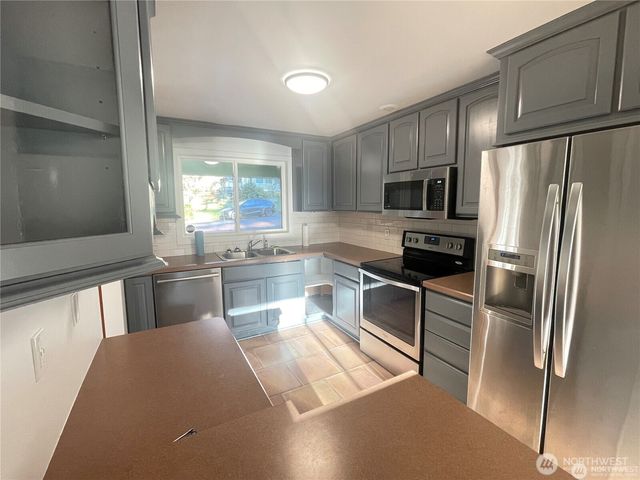 547 157th Avenue SE, Bellevue, WA 98008