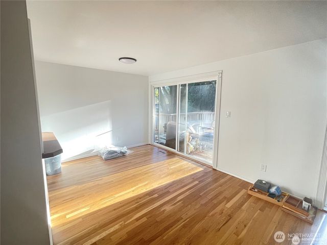 547 157th Avenue SE, Bellevue, WA 98008