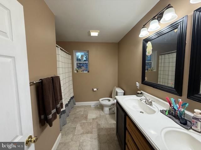 25 N COLES AVE, Maple Shade, NJ 08052