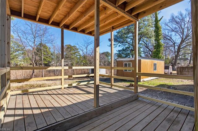 3728 Cardinal LN, Portsmouth, VA 23703