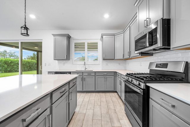 1261 Deer Hvn Drive, Loxahatchee, FL 33470