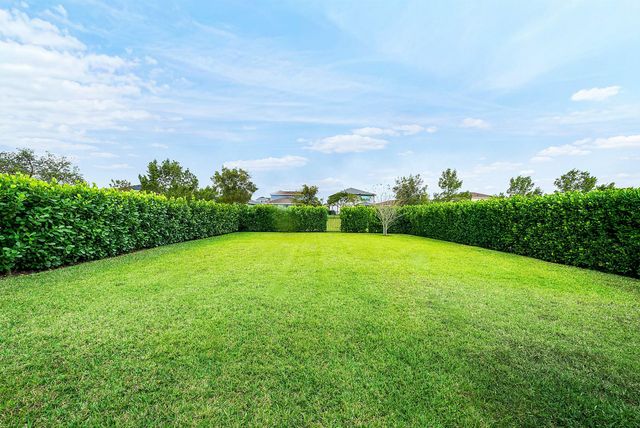 1261 Deer Hvn Drive, Loxahatchee, FL 33470