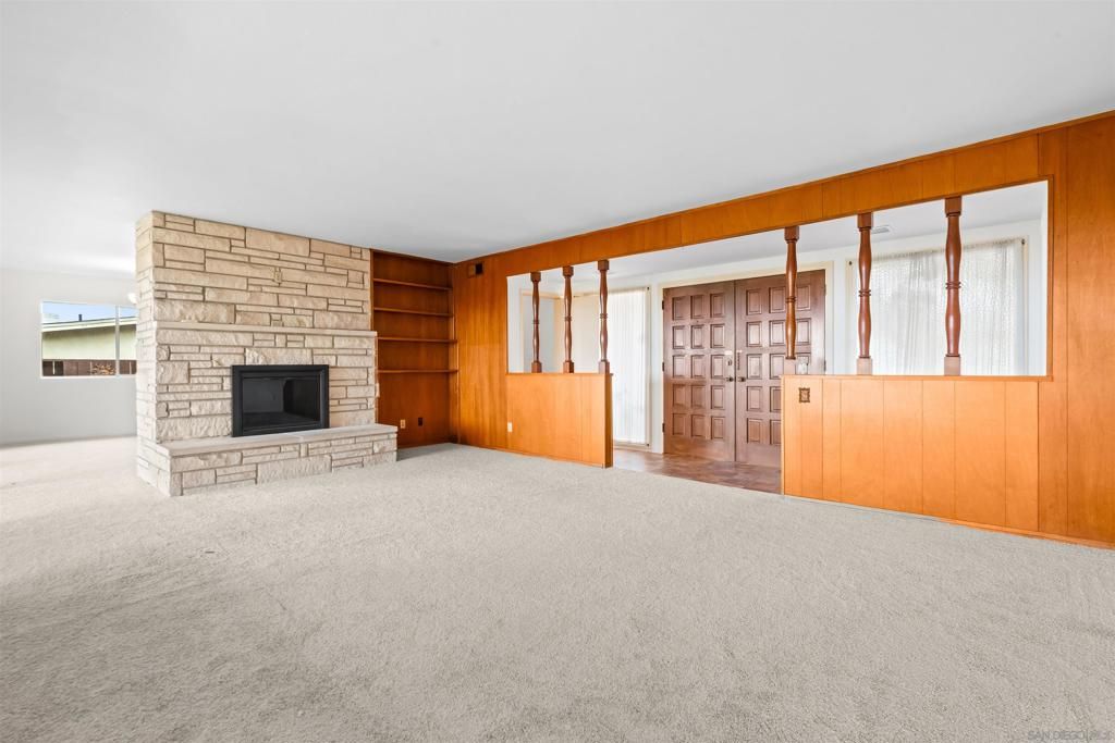 Image 12 of property listing at 5877 Soledad Mountain Road, La Jolla, CA 92037