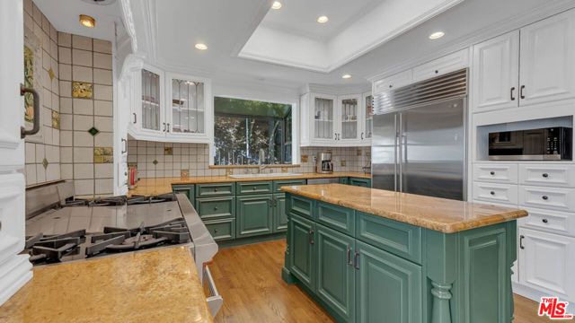 1242 Angelo Drive, Beverly Hills, CA 90210