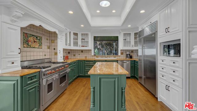 1242 Angelo Drive, Beverly Hills, CA 90210