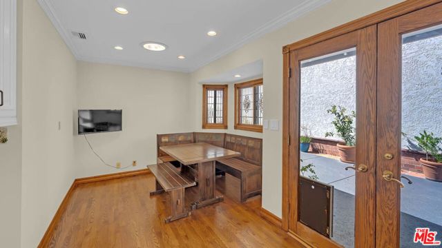 1242 Angelo Drive, Beverly Hills, CA 90210