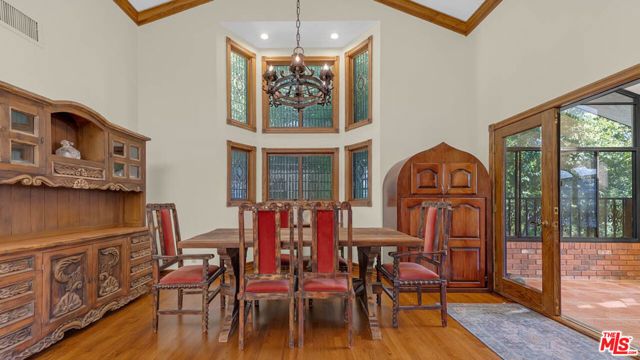 1242 Angelo Drive, Beverly Hills, CA 90210