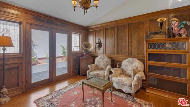 1242 Angelo Drive, Beverly Hills, CA 90210