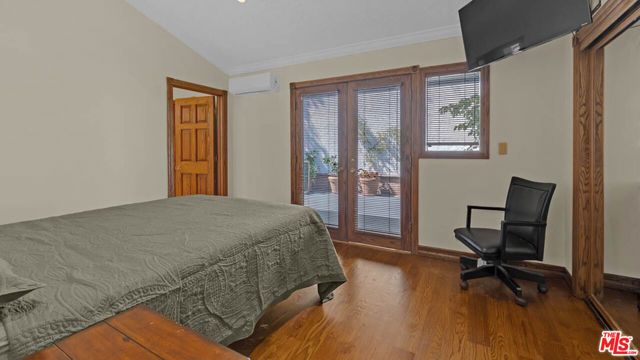 1242 Angelo Drive, Beverly Hills, CA 90210