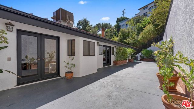1242 Angelo Drive, Beverly Hills, CA 90210