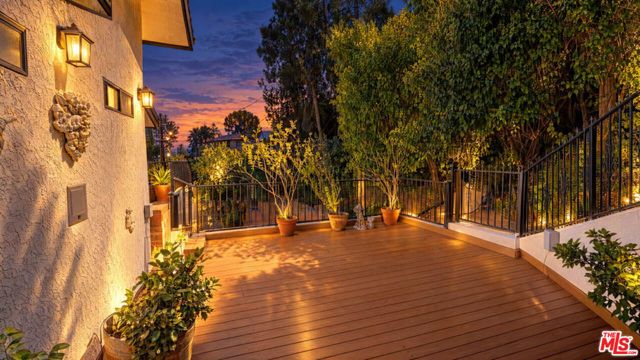 1242 Angelo Drive, Beverly Hills, CA 90210