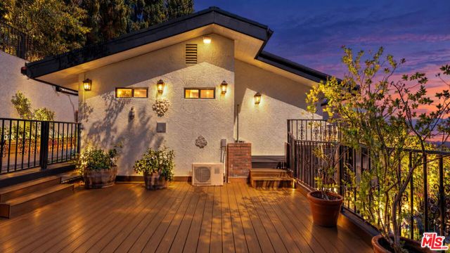 1242 Angelo Drive, Beverly Hills, CA 90210
