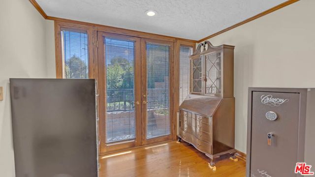 1242 Angelo Drive, Beverly Hills, CA 90210