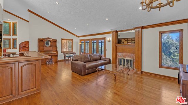 1242 Angelo Drive, Beverly Hills, CA 90210