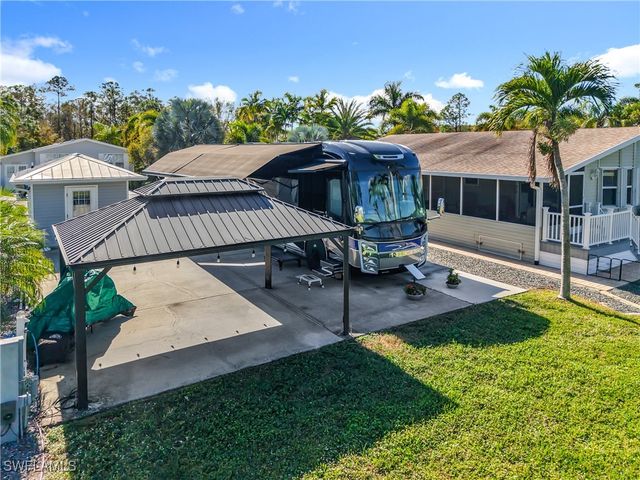 5934 Brightwood DR, Fort Myers, FL 33905