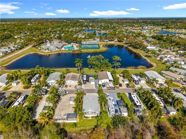 5934 Brightwood DR, Fort Myers, FL 33905