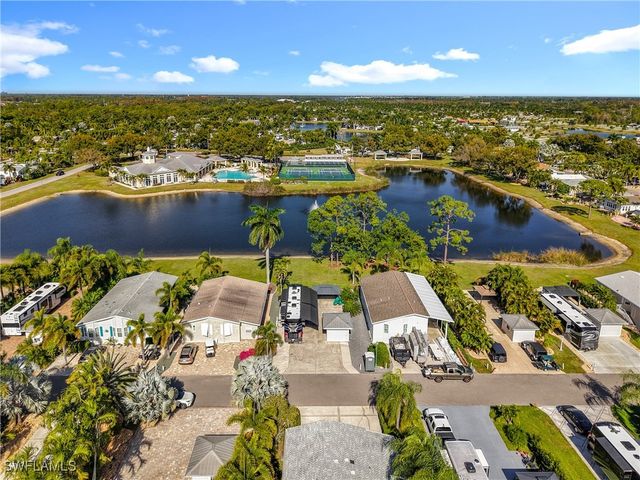 5934 Brightwood DR, Fort Myers, FL 33905