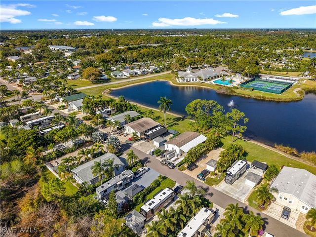 5934 Brightwood DR, Fort Myers, FL 33905