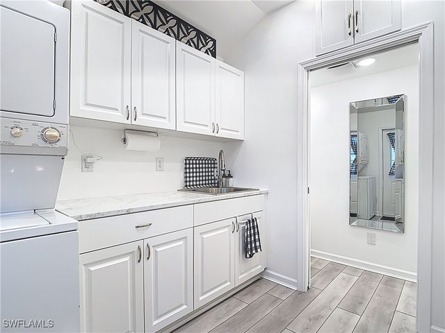 5934 Brightwood DR, Fort Myers, FL 33905