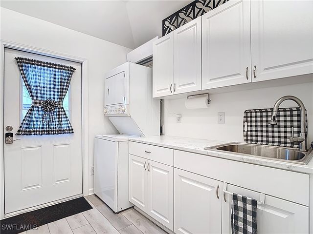 5934 Brightwood DR, Fort Myers, FL 33905