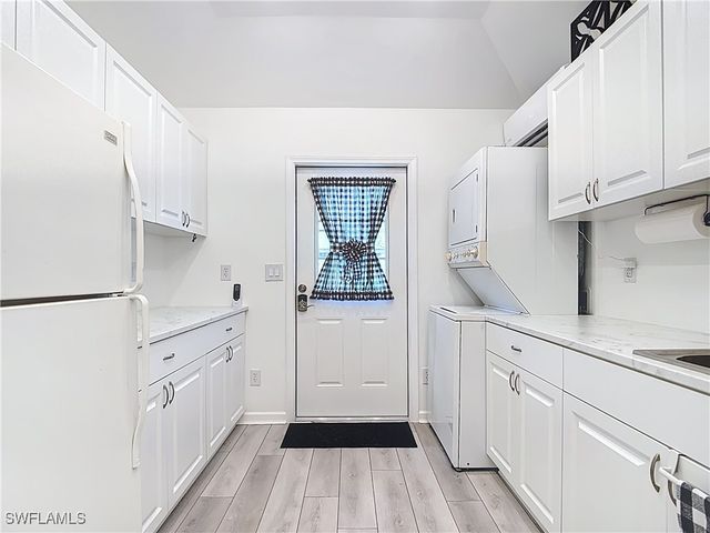 5934 Brightwood DR, Fort Myers, FL 33905