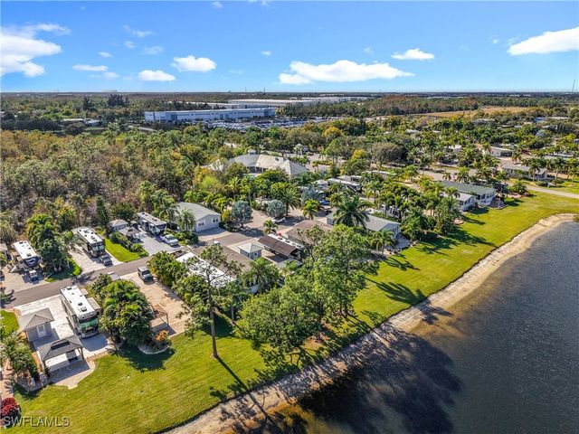 5934 Brightwood DR, Fort Myers, FL 33905