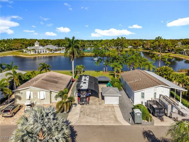 5934 Brightwood DR, Fort Myers, FL 33905