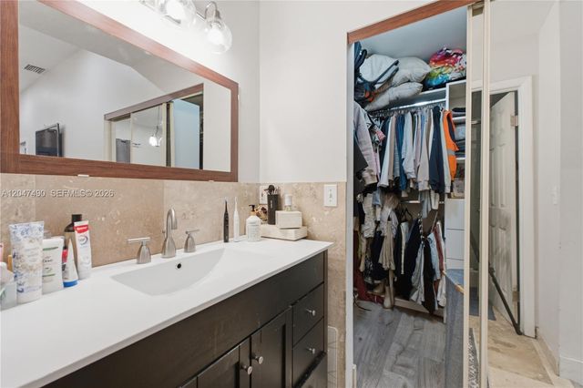 11862 NW 11th Street 11862, Pembroke Pines, FL 33026