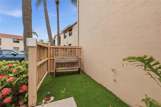 11862 NW 11th Street 11862, Pembroke Pines, FL 33026