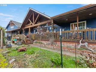 1907 W DUKE Rd, Sutherlin, OR 97479