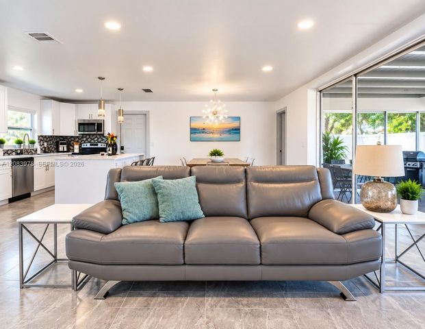 244 SE 45th, Cape Coral, FL 33904