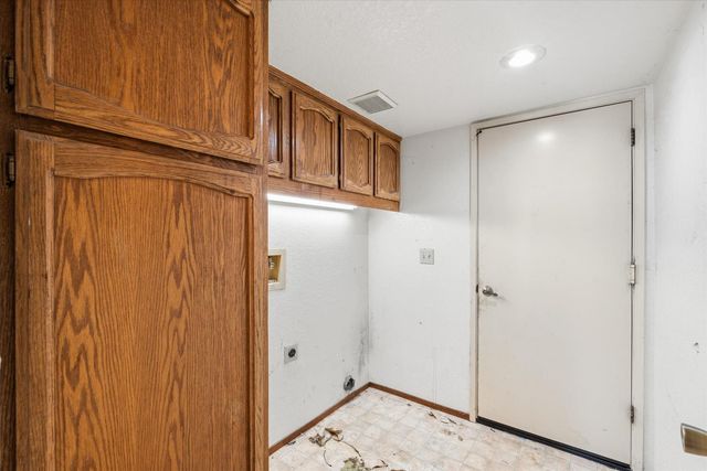 8536 Cord Way, Sacramento, CA 95828