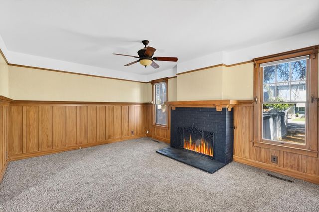 751 S 3rd Street, Kerman, CA 93630