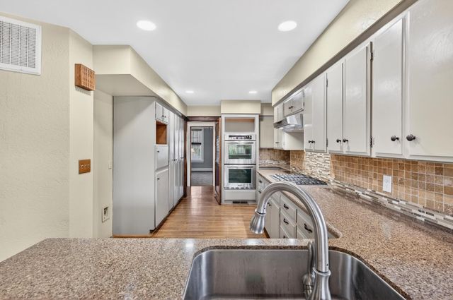 751 S 3rd Street, Kerman, CA 93630