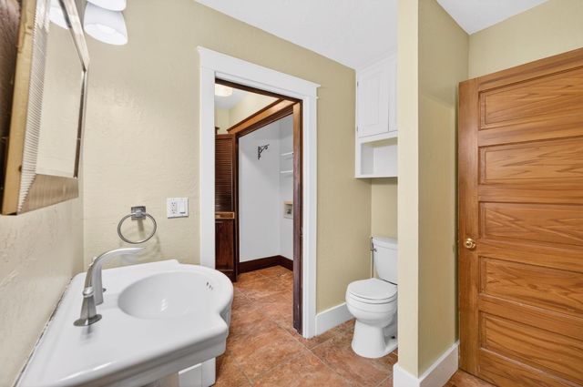 751 S 3rd Street, Kerman, CA 93630