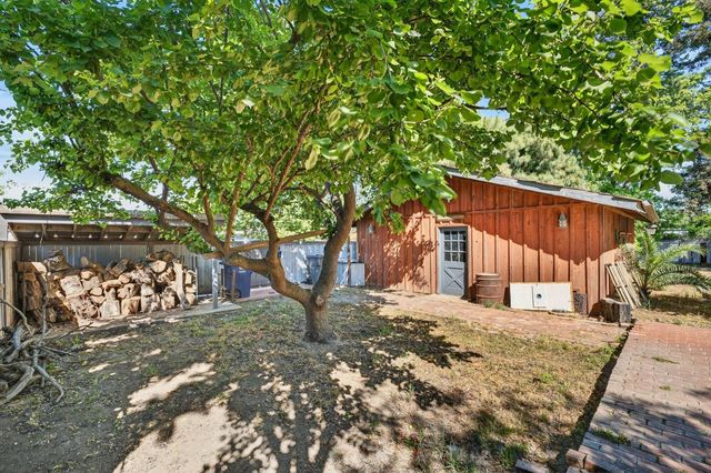 751 S 3rd Street, Kerman, CA 93630