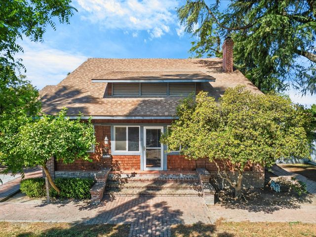 751 S 3rd Street, Kerman, CA 93630
