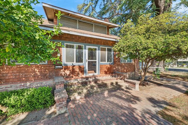 751 S 3rd Street, Kerman, CA 93630