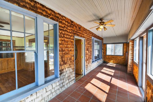 751 S 3rd Street, Kerman, CA 93630