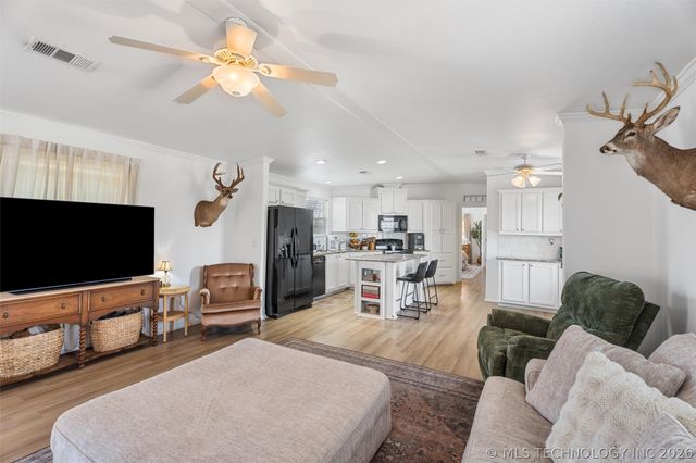 398515 W 300 Road, Copan, OK 74022