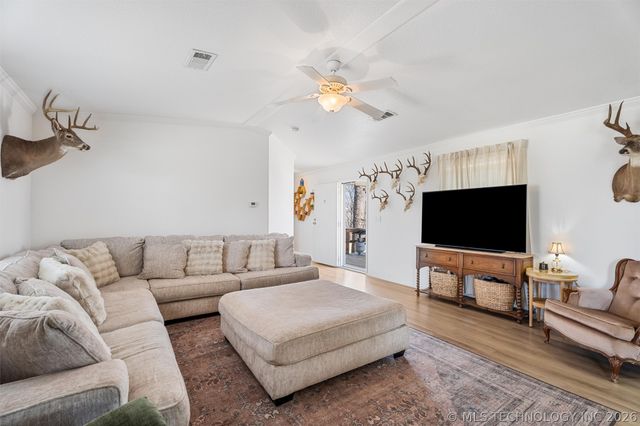 398515 W 300 Road, Copan, OK 74022