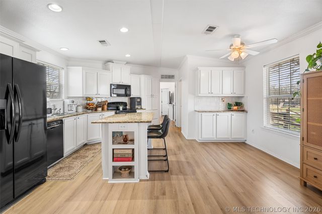 398515 W 300 Road, Copan, OK 74022