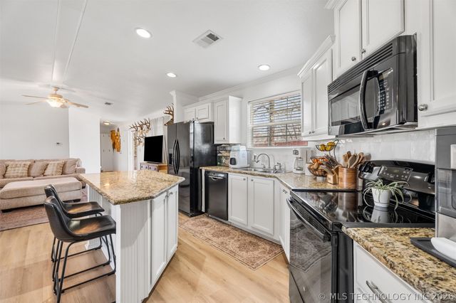 398515 W 300 Road, Copan, OK 74022