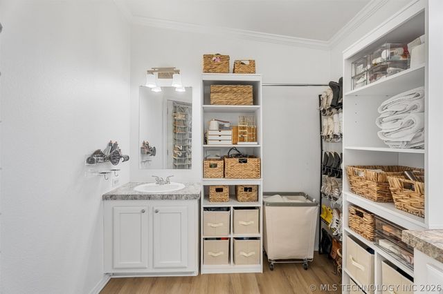 398515 W 300 Road, Copan, OK 74022