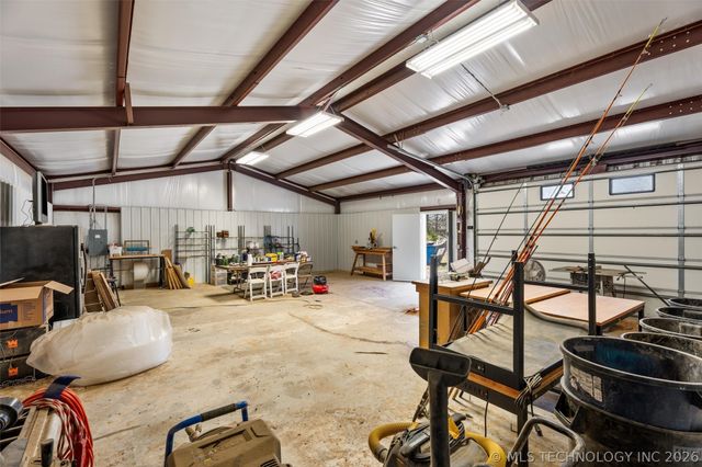 398515 W 300 Road, Copan, OK 74022