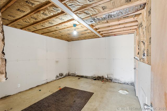 398515 W 300 Road, Copan, OK 74022