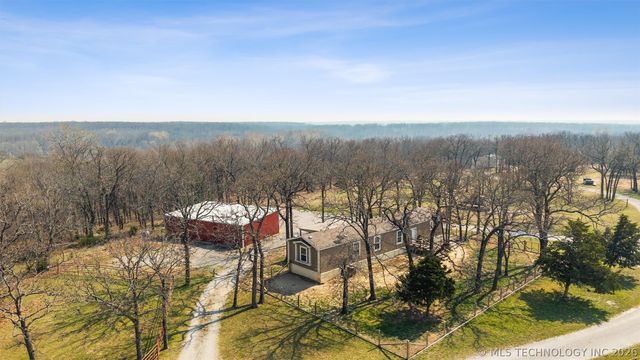 398515 W 300 Road, Copan, OK 74022