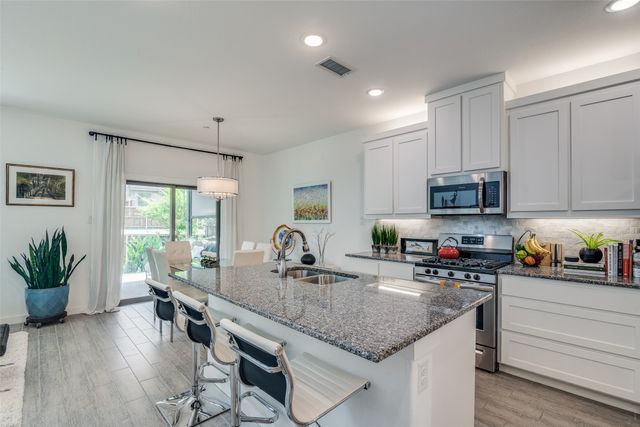 2724 N Splendor Drive, Little Elm, TX 75068