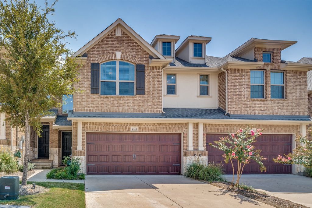 2724 N Splendor Drive, Little Elm, TX 75068